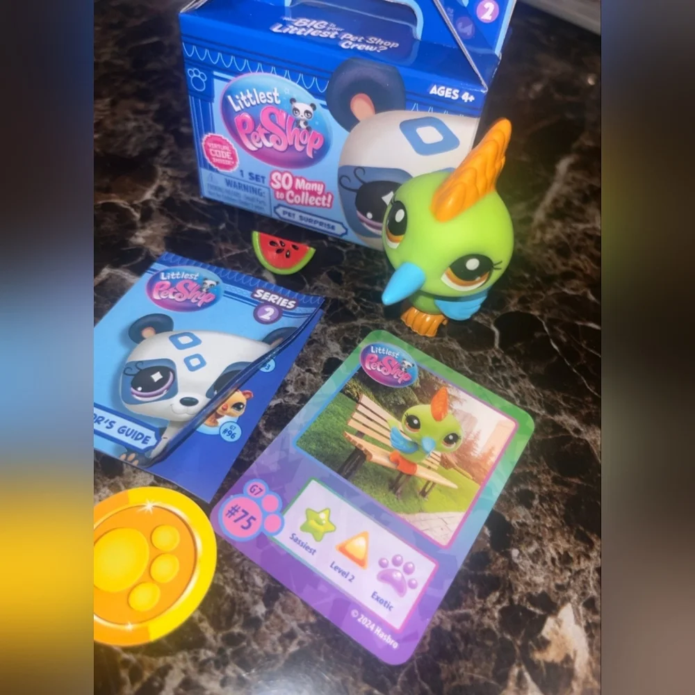 New- Littlest Pet Shop Series2 G7 #75 Exotic Comes in original box with coin,